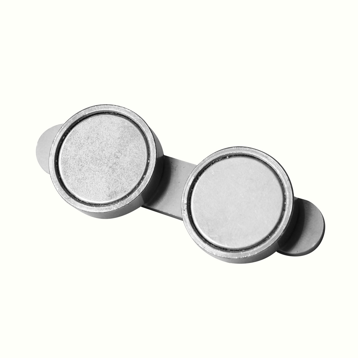 CV 620.00 Magnety pre zábrany s uchytením 2 kusov