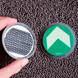 17.US1723 Fotoluminiscenčné koliesko so šípkou na koberec - 5 cm