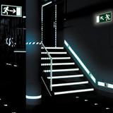 15.0009 Tabuľka úniková cesta doprava - hlinik 40x20 cm